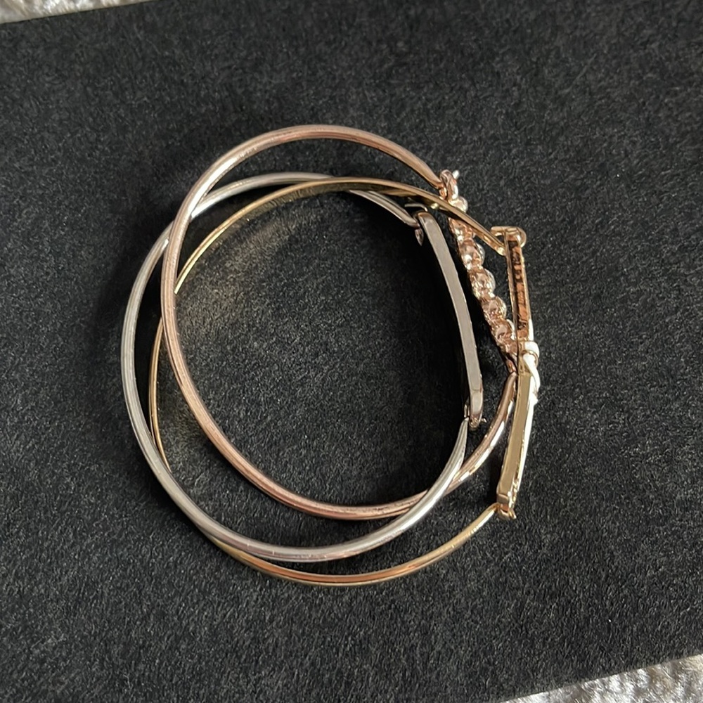 GUESS Bracelets - Picture 3 of 3